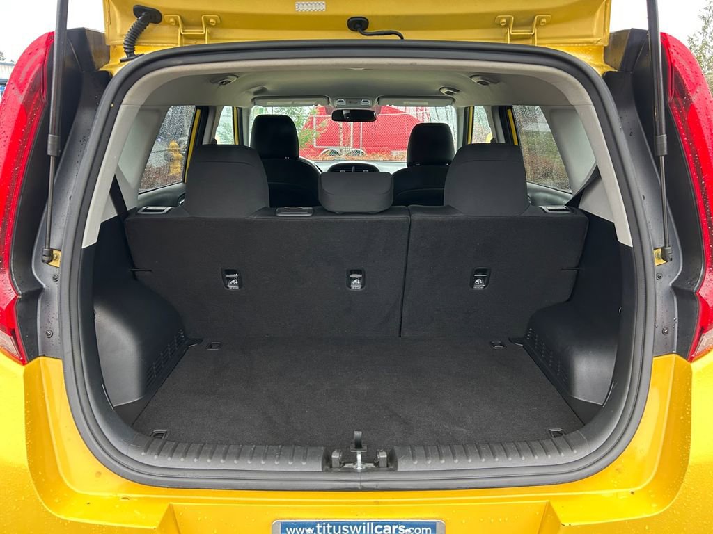Used 2020 Kia Soul LX image 24