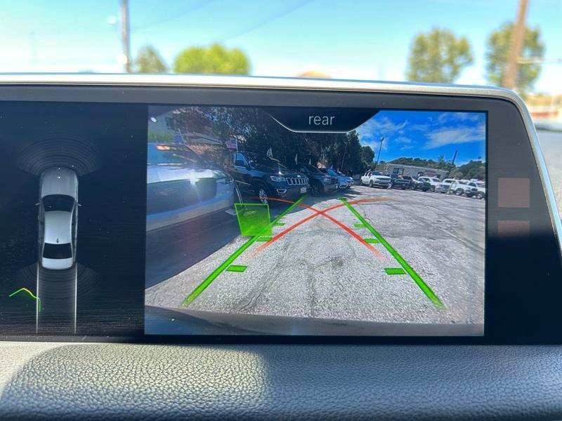 Used 2018 BMW 740i RWD image 17