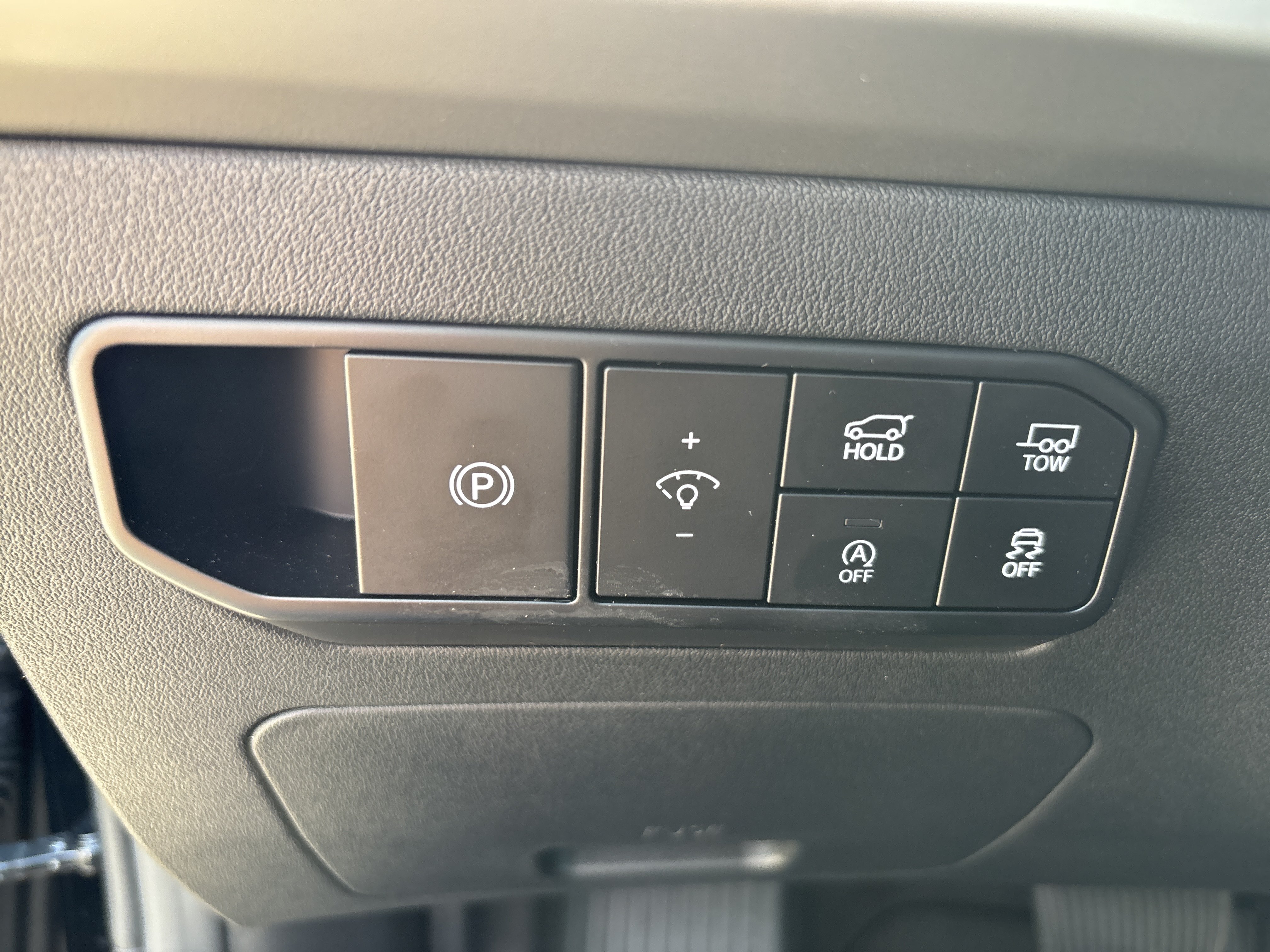 Used 2027 Kia Telluride S w/ Towing Package AWD/4WD image 4