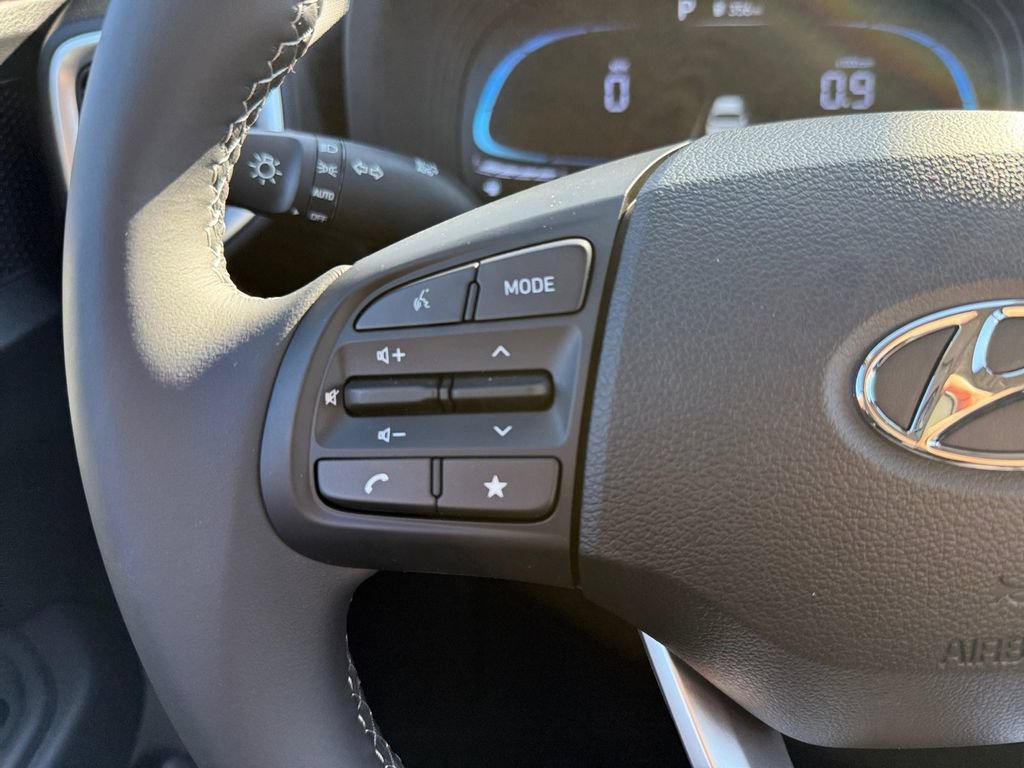 New 2026 Hyundai Venue SEL FWD image 20