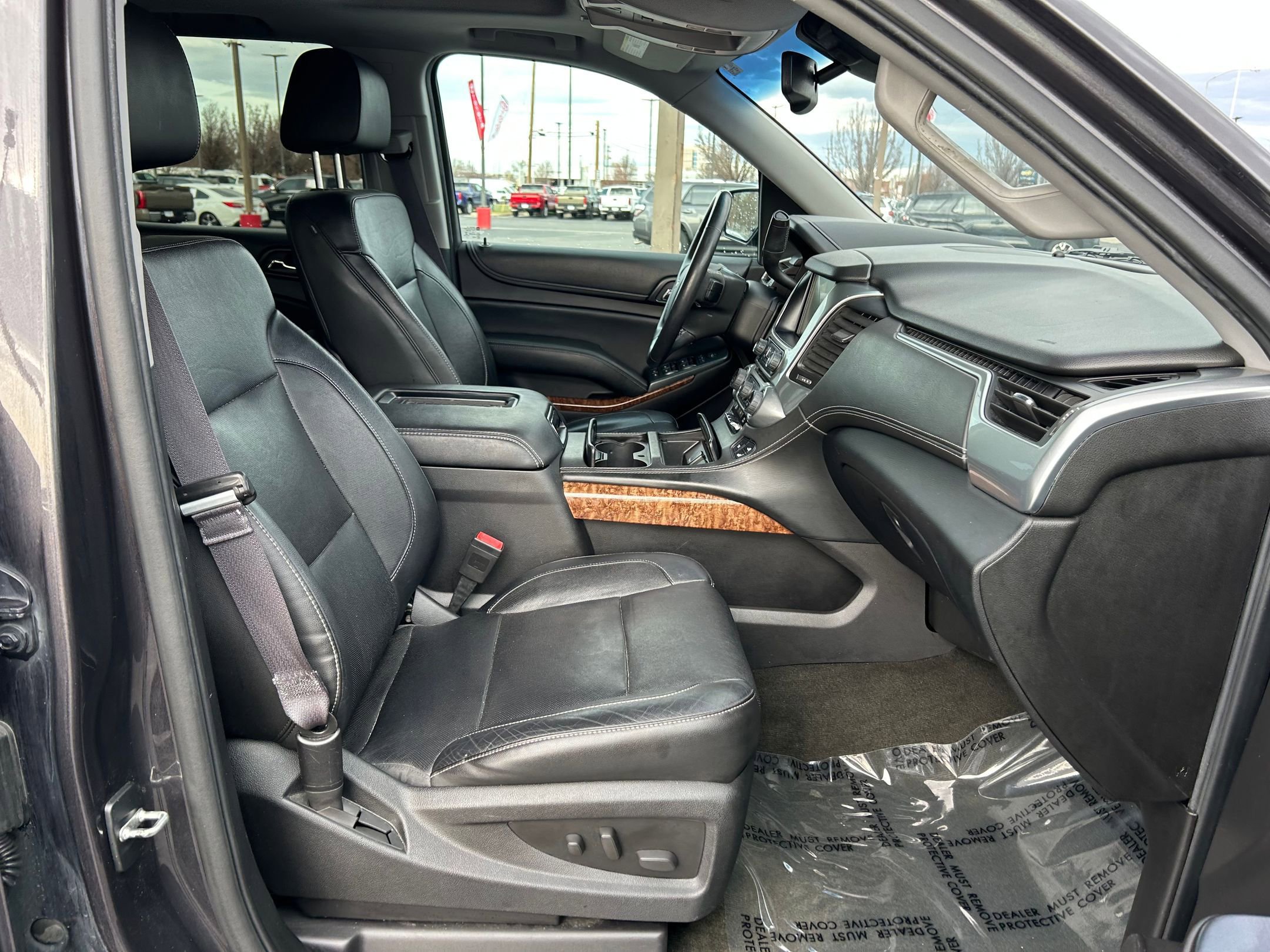 Used 2015 Chevrolet Tahoe LTZ image 32