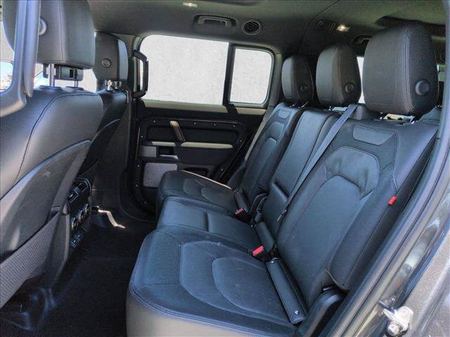 Used 2023 Land Rover Defender 130 X-Dynamic SE AWD/4WD image 9