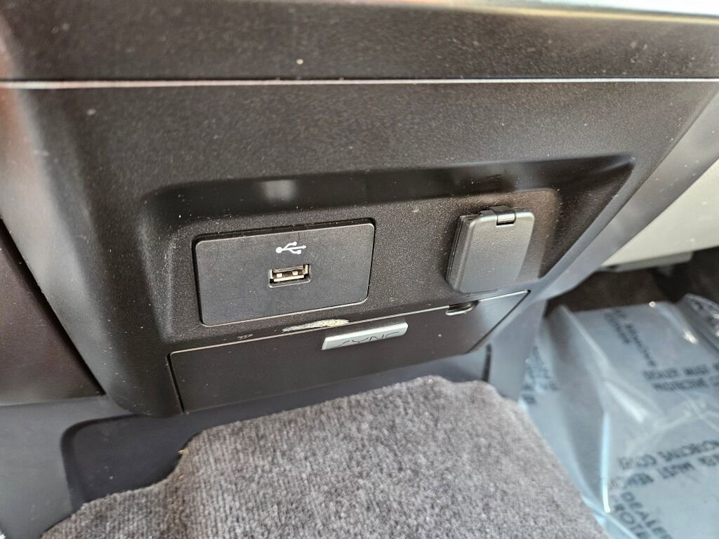 Used 2016 Ford F150 XLT image 23