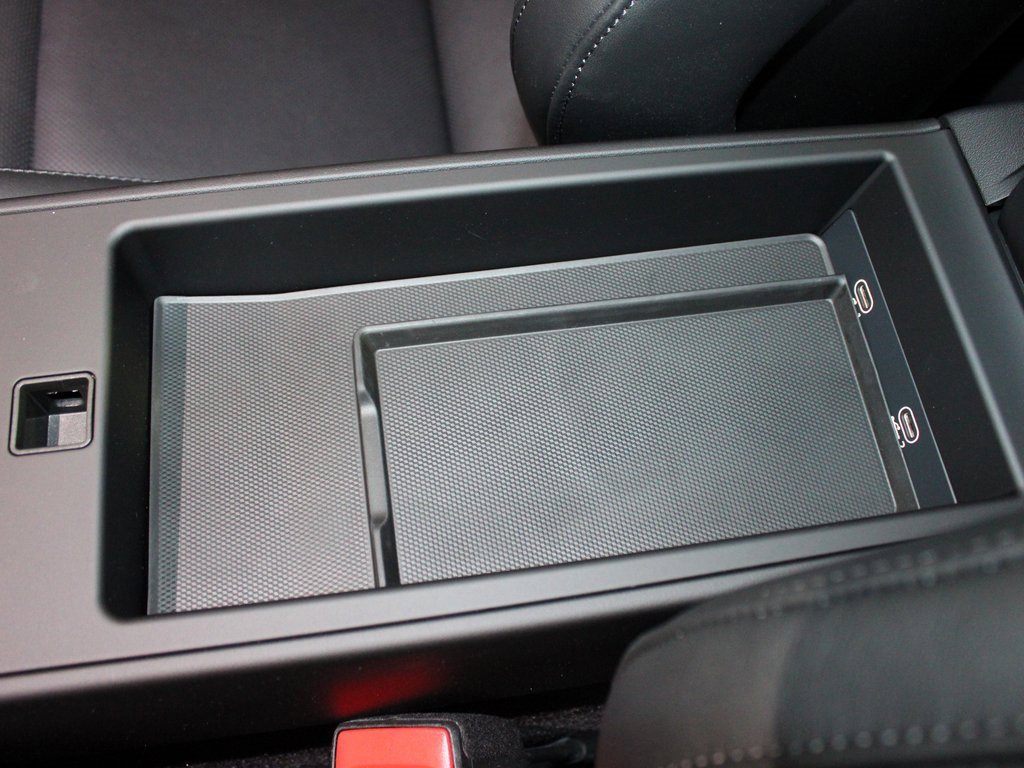 Certified 2024 Porsche 911 Carrera 4 GTS image 32