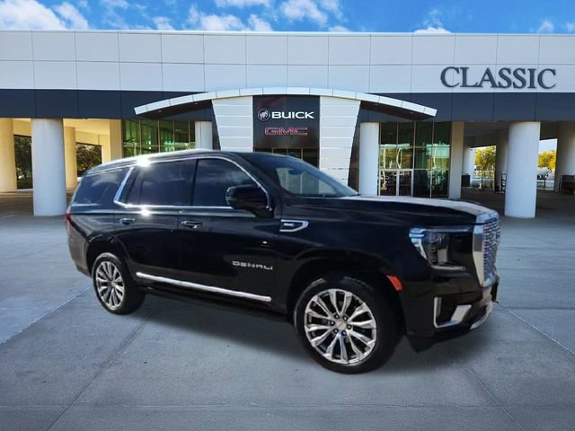 Used 2024 GMC Yukon Denali w/ Advanced Technology Package image 2