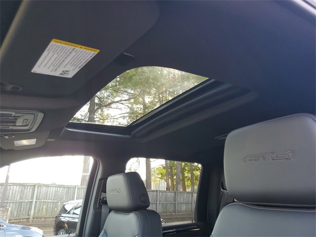 New 2026 GMC Sierra 2500 AT4 w/ AT4 Premium Plus Package image 14