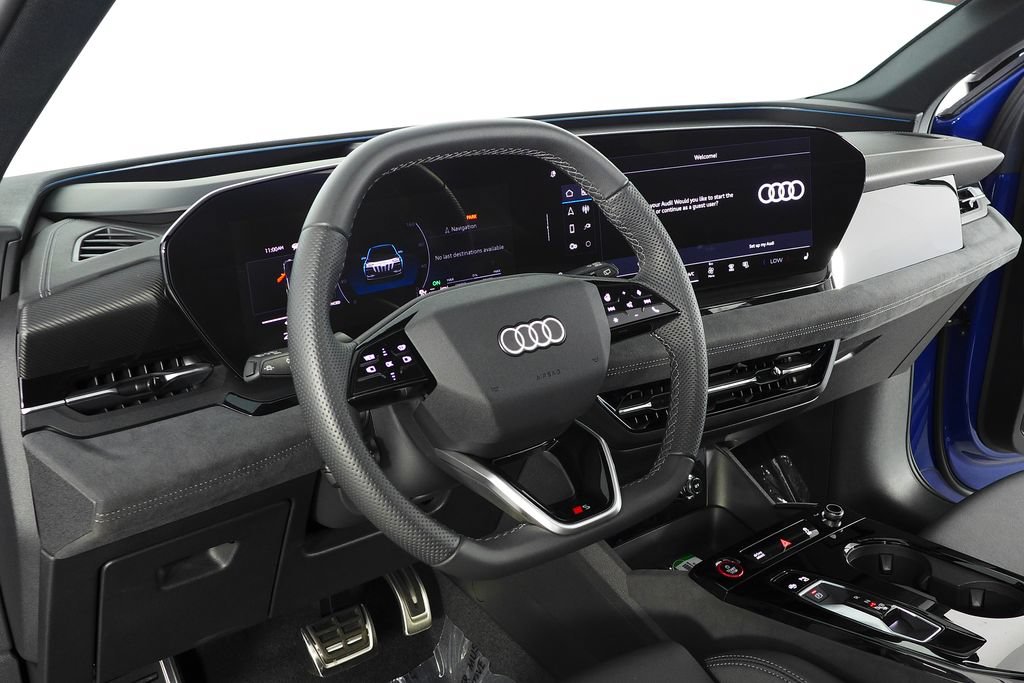 Used 2025 Audi SQ6 e-tron Premium Plus w/ Premium Plus AWD/4WD image 31
