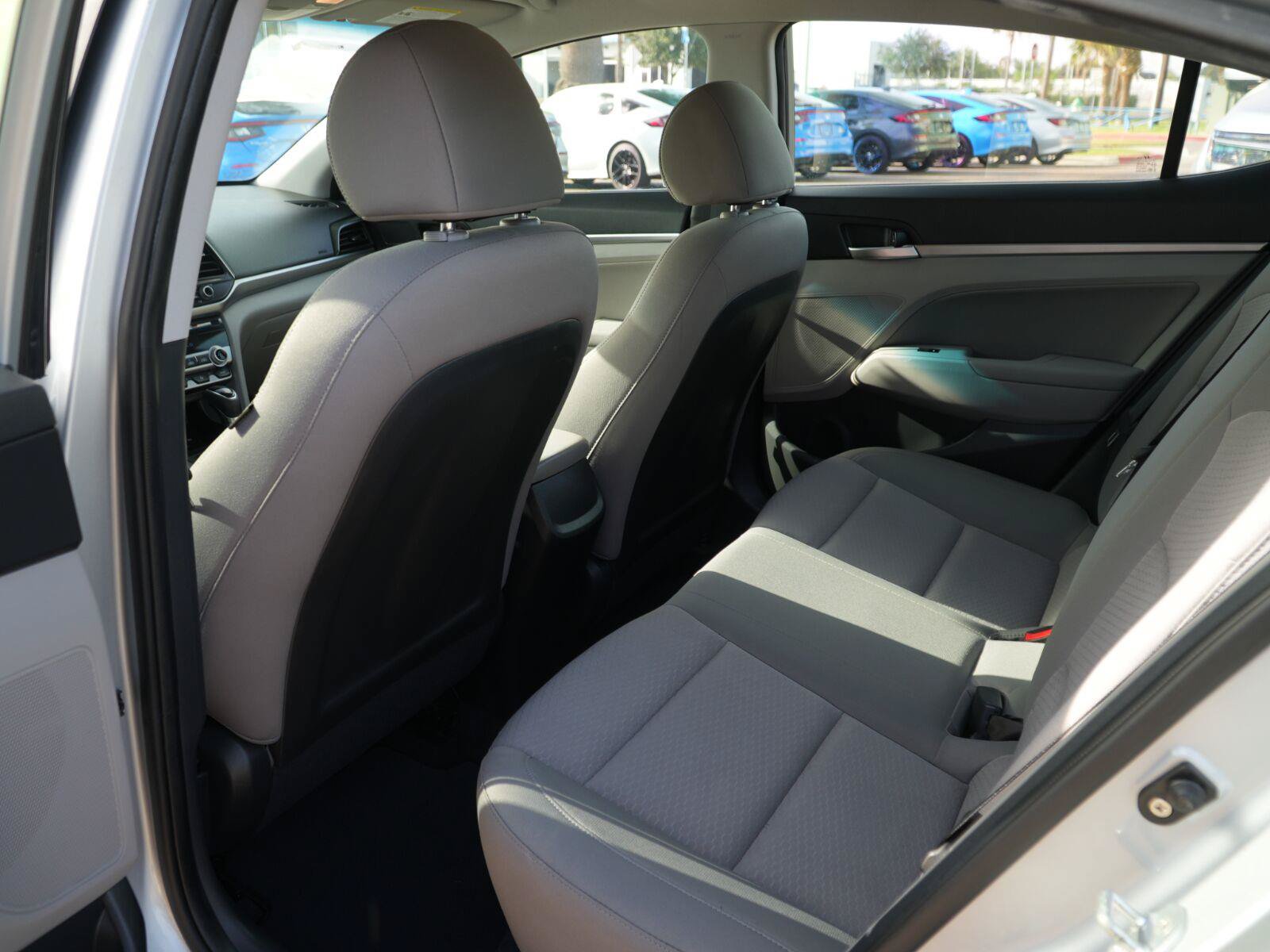 Used 2020 Hyundai Elantra SEL FWD image 18