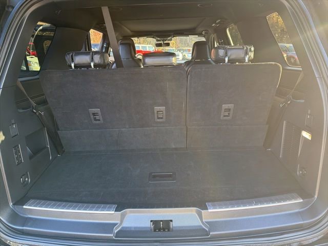 Used 2023 Lincoln Navigator Reserve AWD/4WD image 9