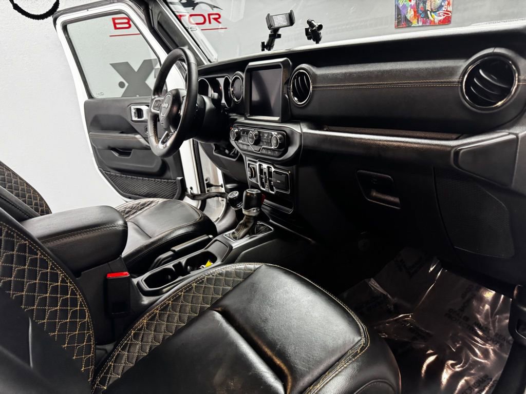 Used 2023 Jeep Gladiator Overland AWD/4WD image 52