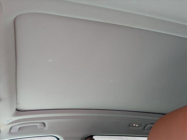 Used 2020 BMW X7 xDrive40i w/ Premium Package image 11