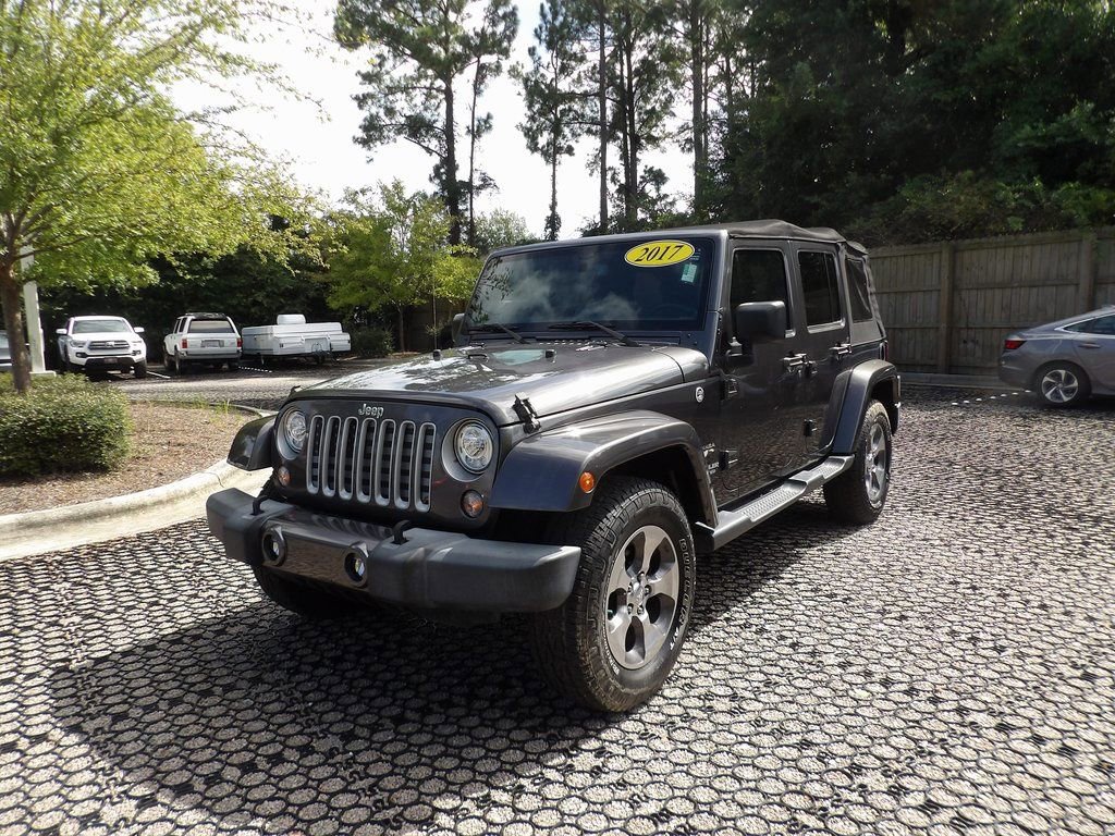 Used 2017 Jeep Wrangler Unlimited Sahara w/ Connectivity Group image 3