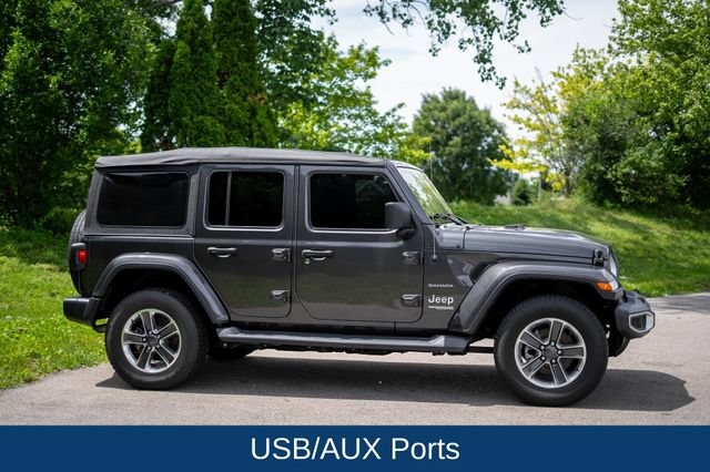 Used 2019 Jeep Wrangler Unlimited Sahara AWD/4WD image 4