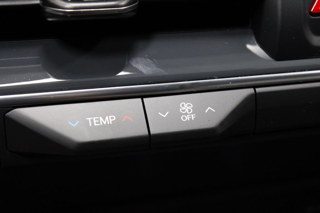 Used 2026 Kia K4 GT-Line w/ GT-Line Premium Package FWD image 5