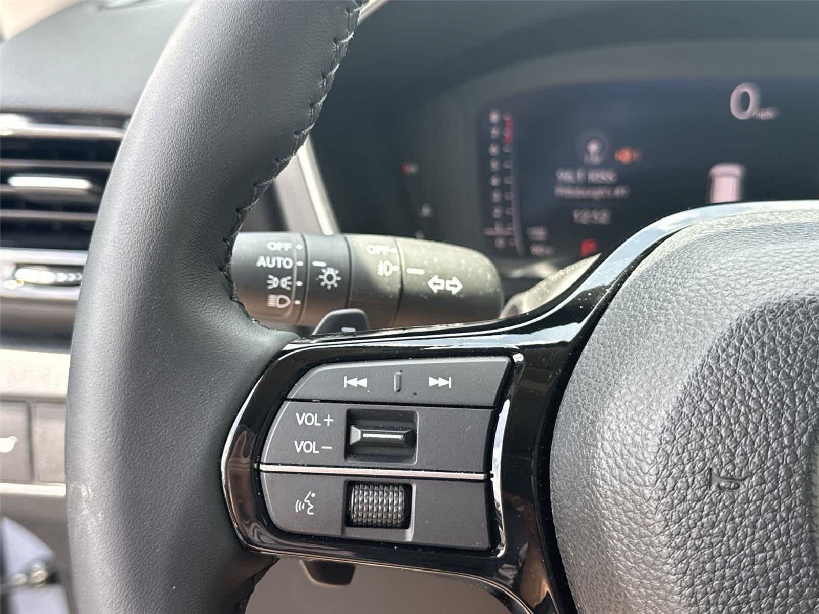 Used 2026 Honda Pilot EX-L image 18