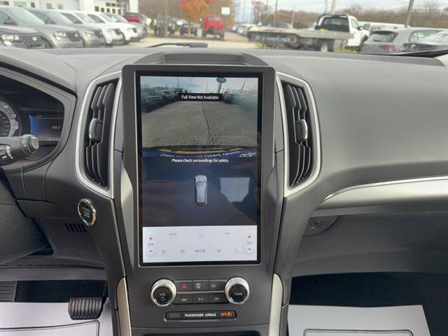 Certified 2022 Ford Edge SEL w/ Convenience Package AWD/4WD image 16