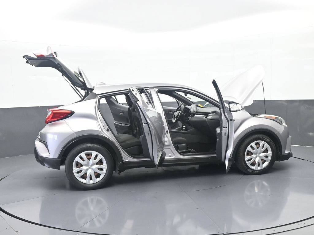 Used 2019 Toyota C-HR LE FWD image 65