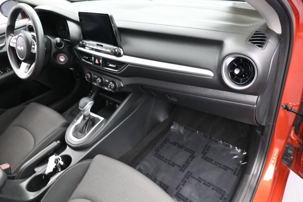 Used 2023 Kia Forte LXS w/ LXS Technology Package FWD image 37