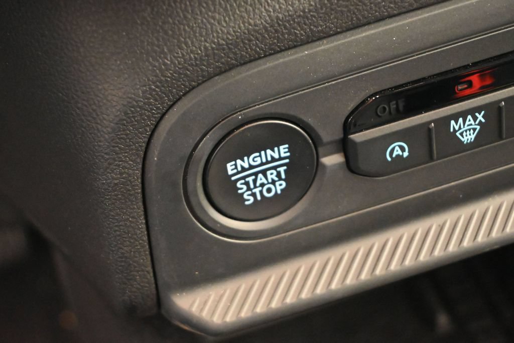 Used 2025 Ford Bronco Sport Outer Banks w/ Outer Banks Tech Package+ AWD/4WD image 14