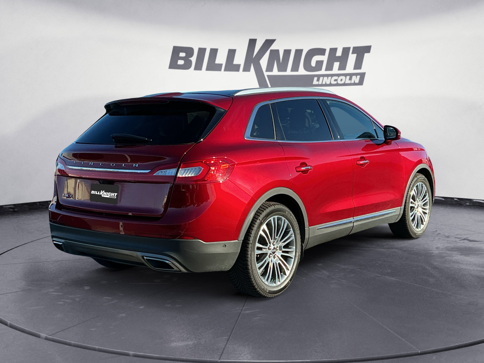 Used 2016 Lincoln MKX Reserve w/ Technology Package FWD image 6