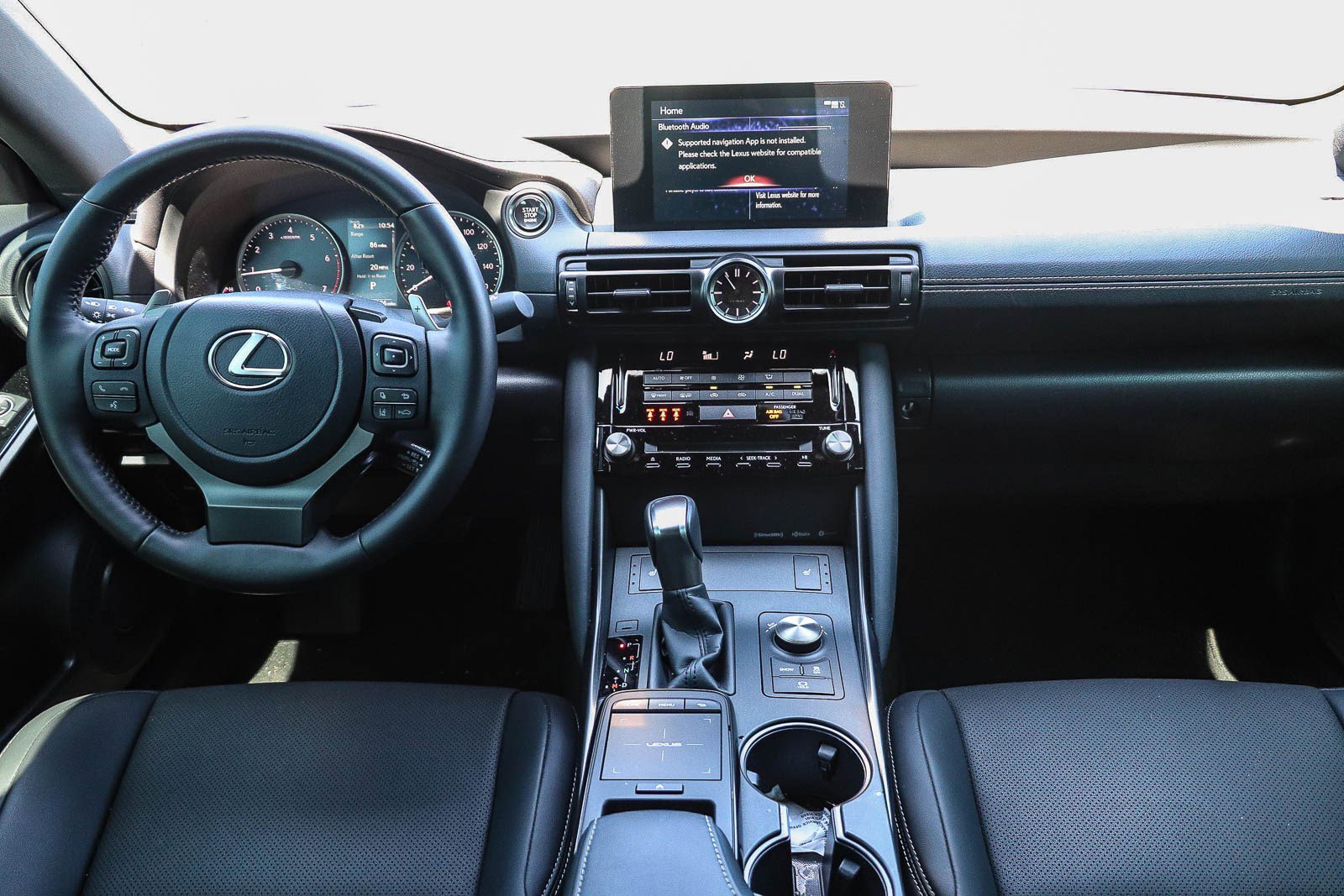 Used 2025 Lexus IS 300 F Sport RWD image 13