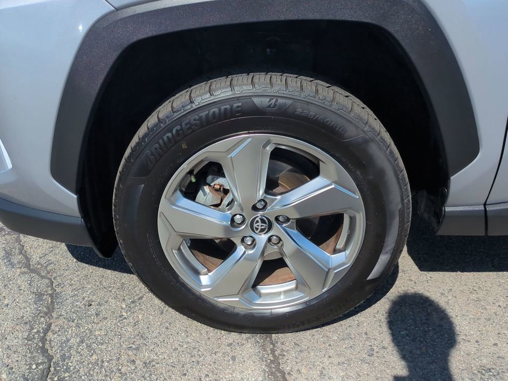 Used 2020 Toyota RAV4 Limited w/ All Weather Liner Package AWD/4WD image 32