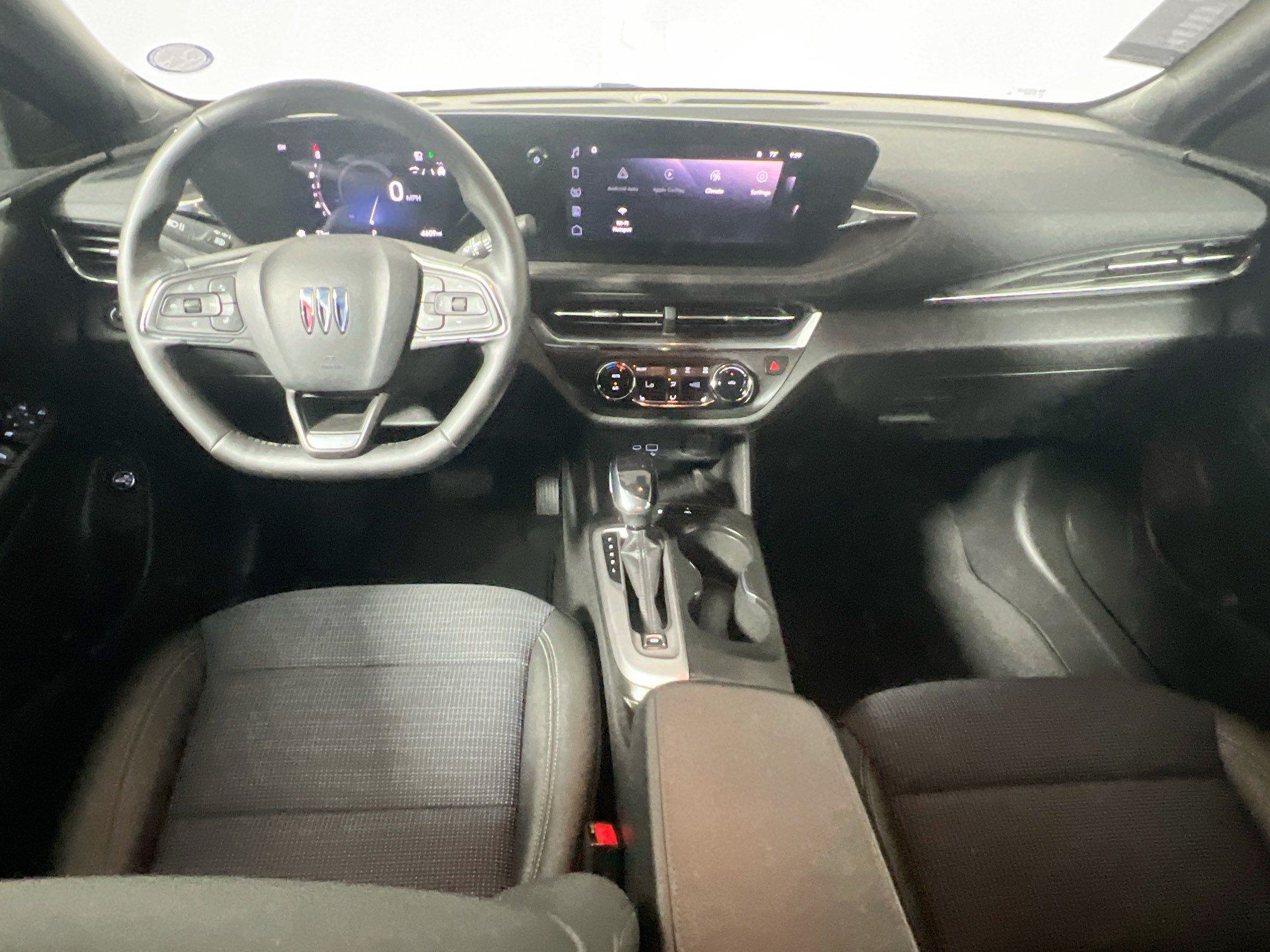 Used 2025 Buick Envista Preferred w/ Convenience I Package FWD image 29