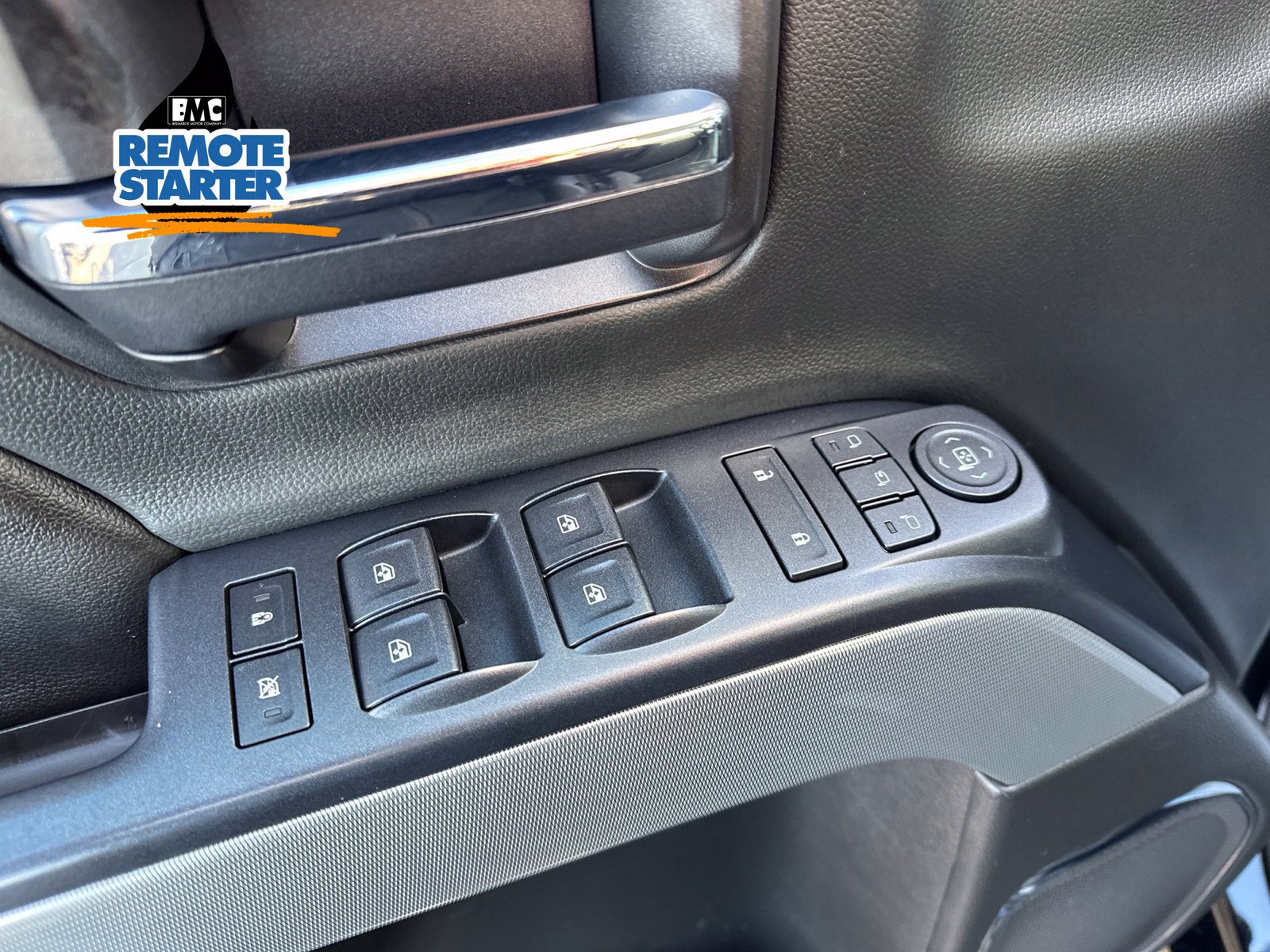 Used 2017 Chevrolet Silverado 1500 LTZ Z71 w/ Midnight Edition AWD/4WD image 21