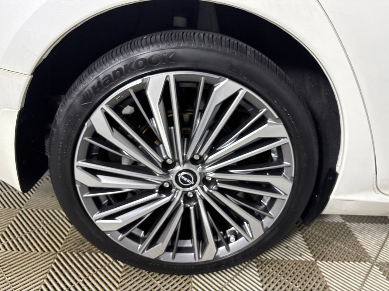 Used 2023 Nissan Altima 2.5 SL FWD image 33