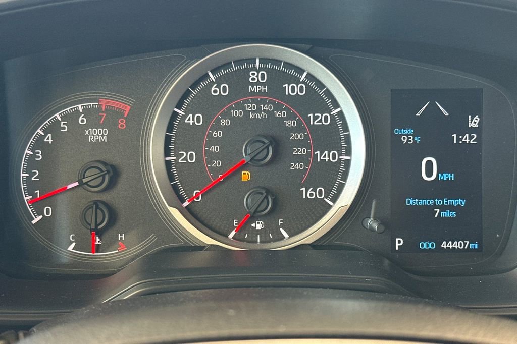 Used 2022 Toyota Corolla SE w/ Carpet Mat Package (TMS) image 25