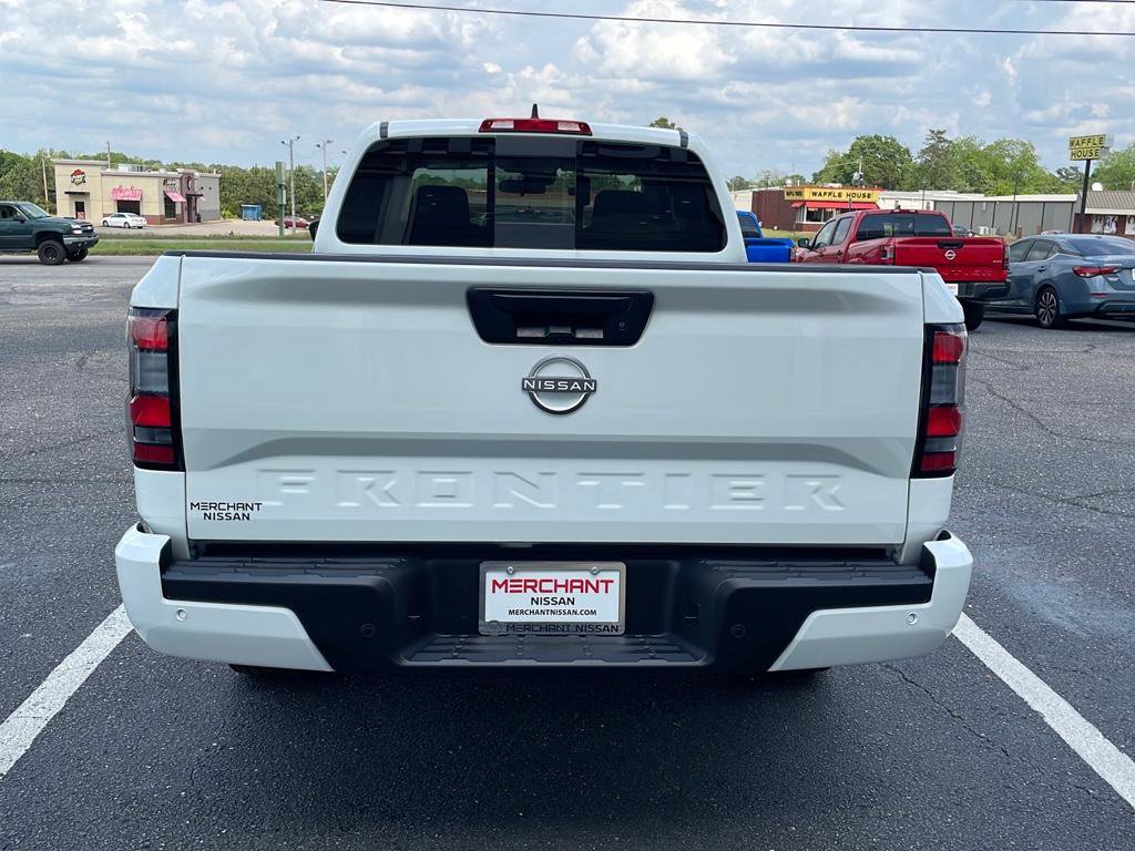 New 2025 Nissan Frontier SV image 19