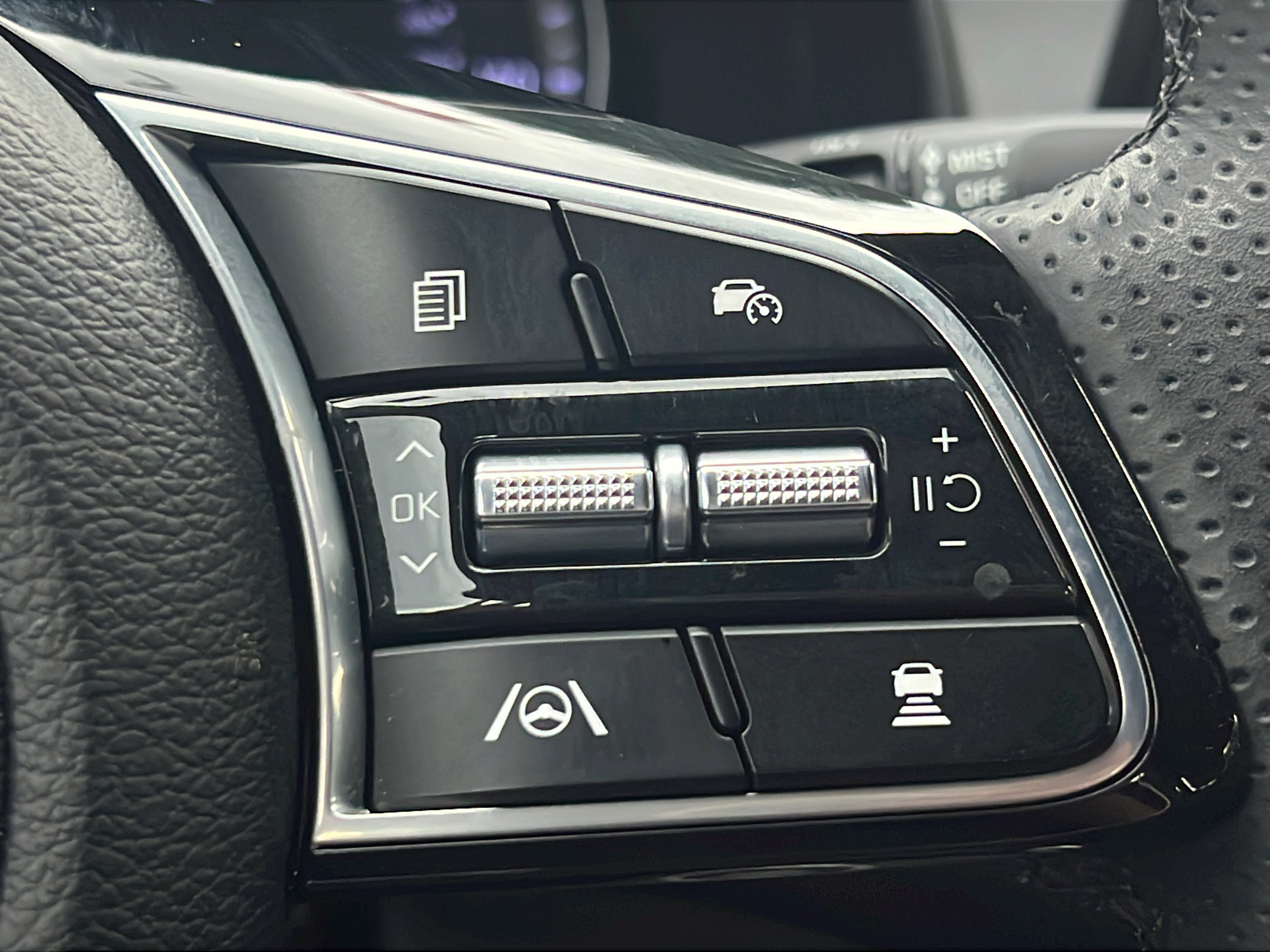 Certified 2023 Kia Forte GT-Line w/ GT-Line Premium Package FWD image 20