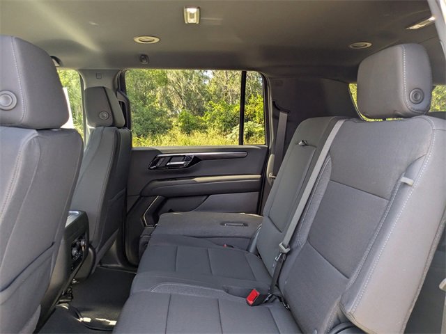 New 2026 Chevrolet Suburban LS image 14