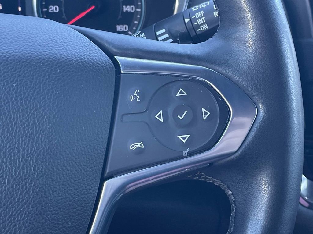 Used 2023 Chevrolet Traverse LT image 30