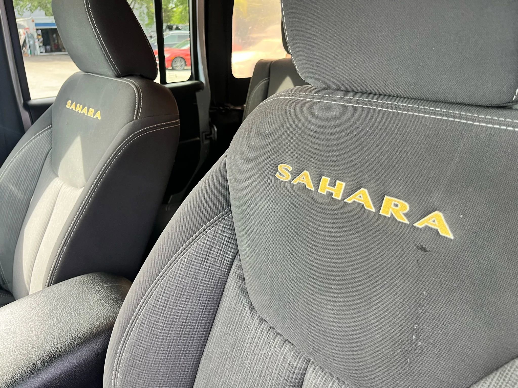 Used 2013 Jeep Wrangler Unlimited Sahara w/ Connectivity Group image 19