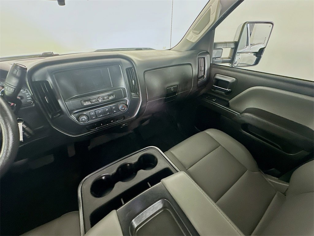 Used 2018 Chevrolet Silverado 2500 W/T w/ WT Fleet Convenience Package image 11