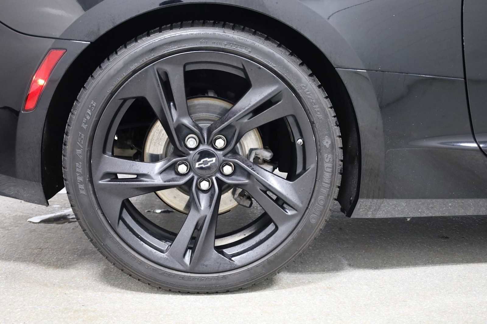 Used 2023 Chevrolet Camaro LT w/ Technology Package image 33