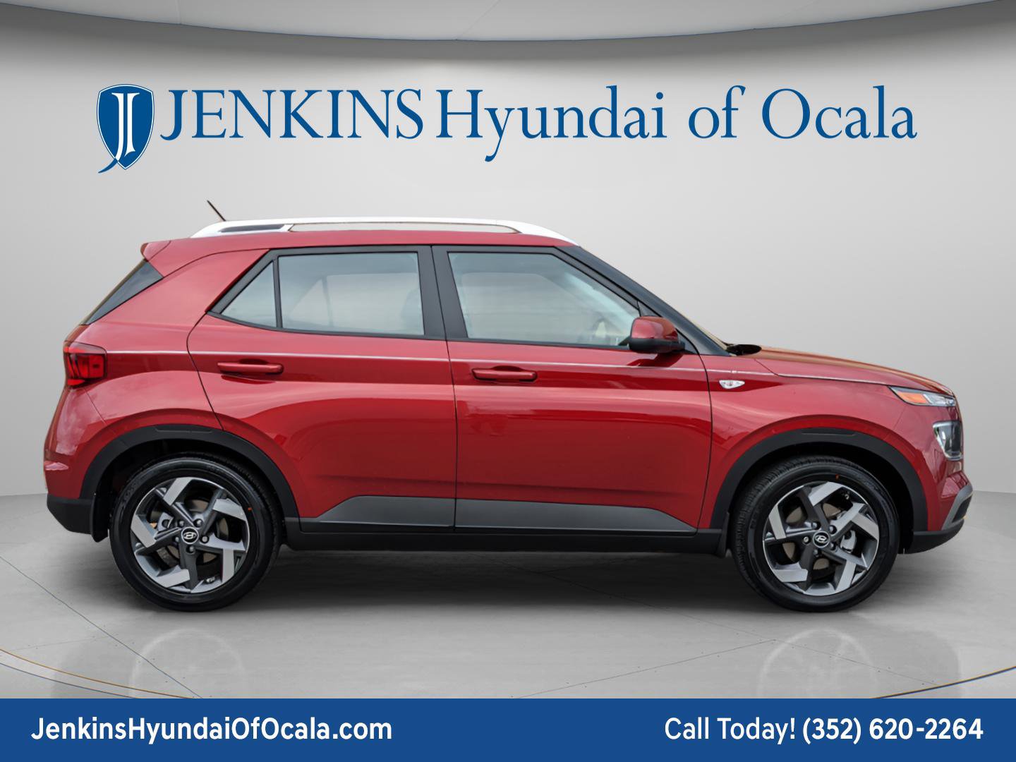 New 2025 Hyundai Venue SEL image 2