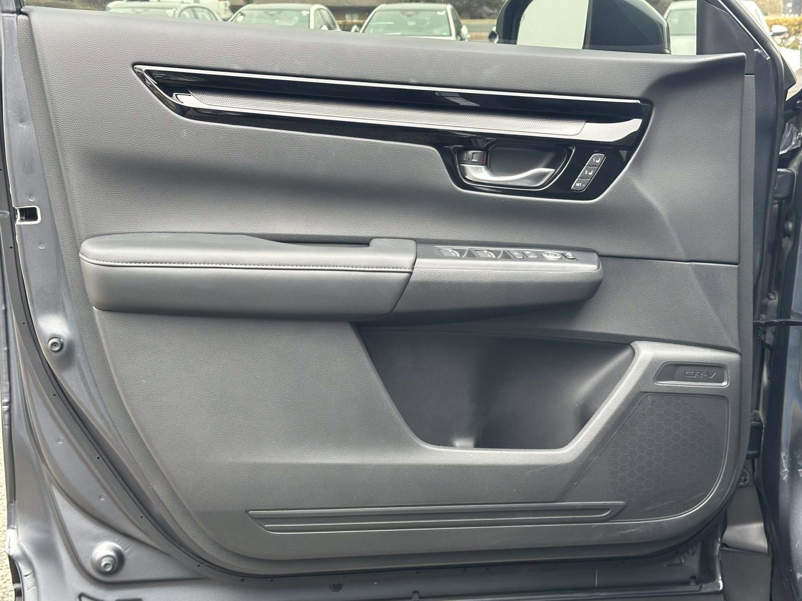 Used 2024 Honda CR-V EX-L image 16