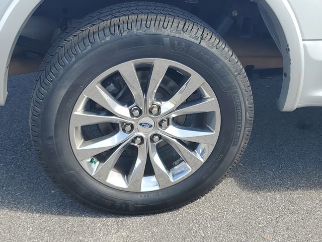 Used 2017 Ford F150 Lariat image 32