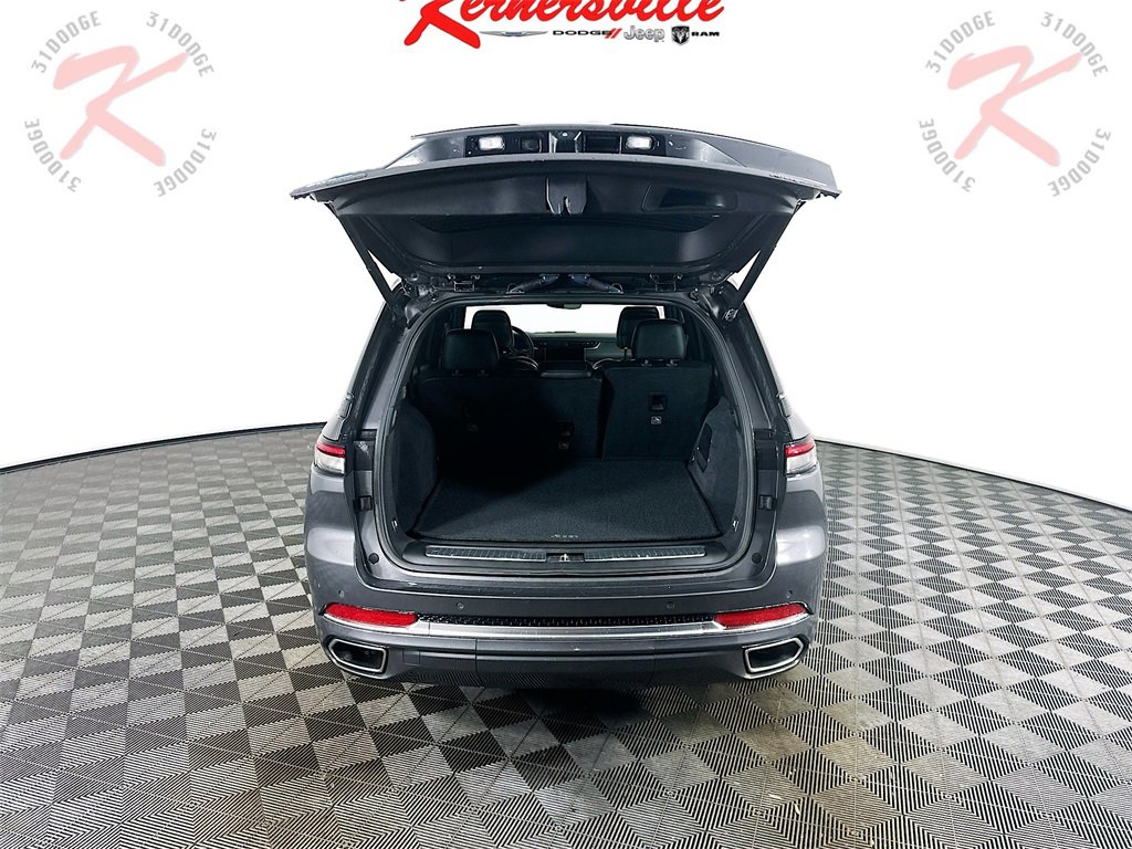 Used 2022 Jeep Grand Cherokee Summit image 29