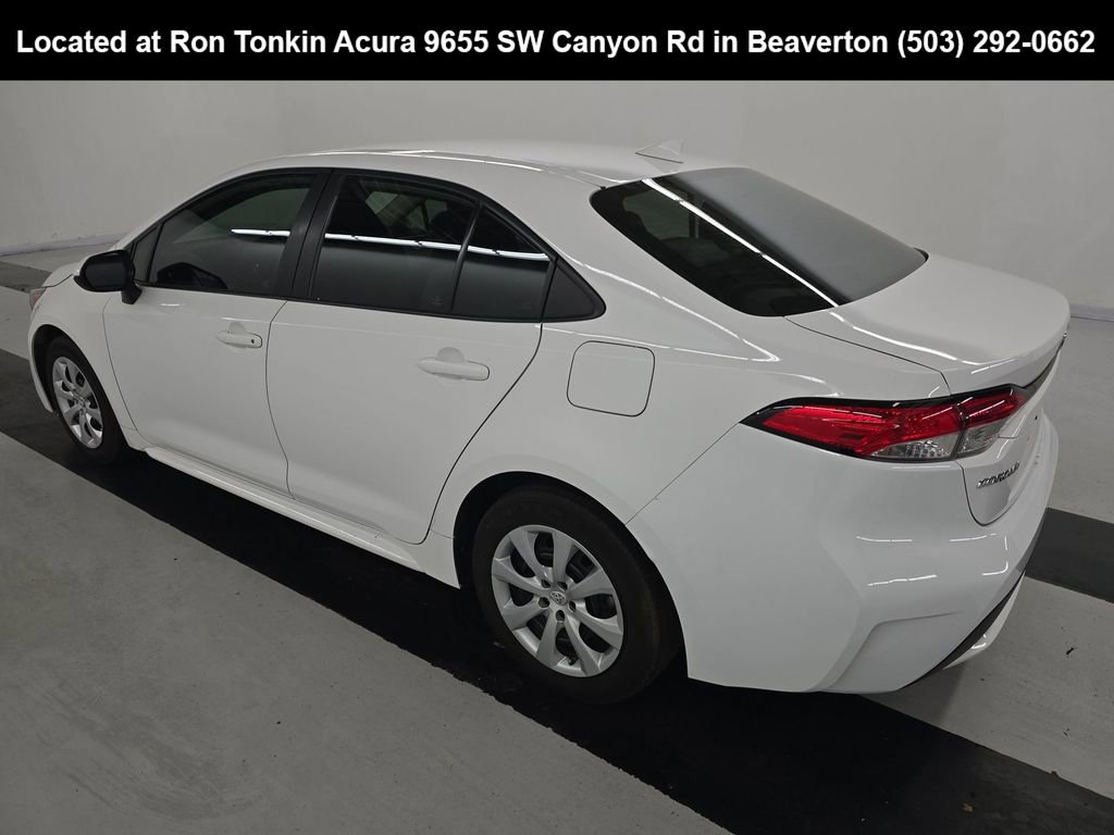 Used 2020 Toyota Corolla LE w/ Carpet Mat Package (TMS) FWD image 6