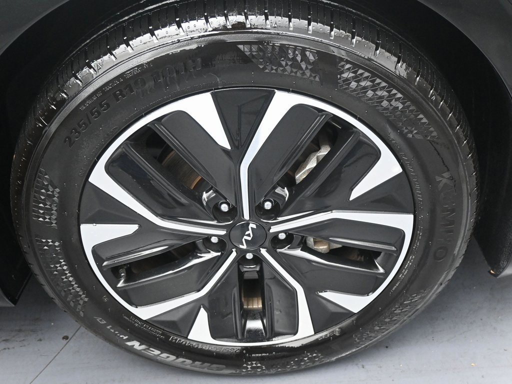 Used 2024 Kia EV6 GT-Line image 44