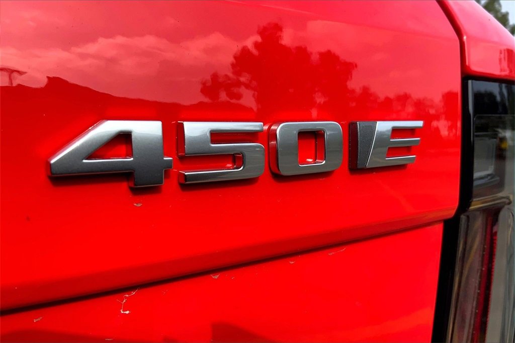 New 2026 Cadillac Optiq Sport 1 image 16