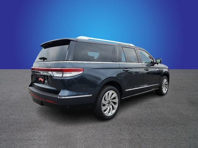 New 2024 Lincoln Navigator L Reserve AWD/4WD image 3