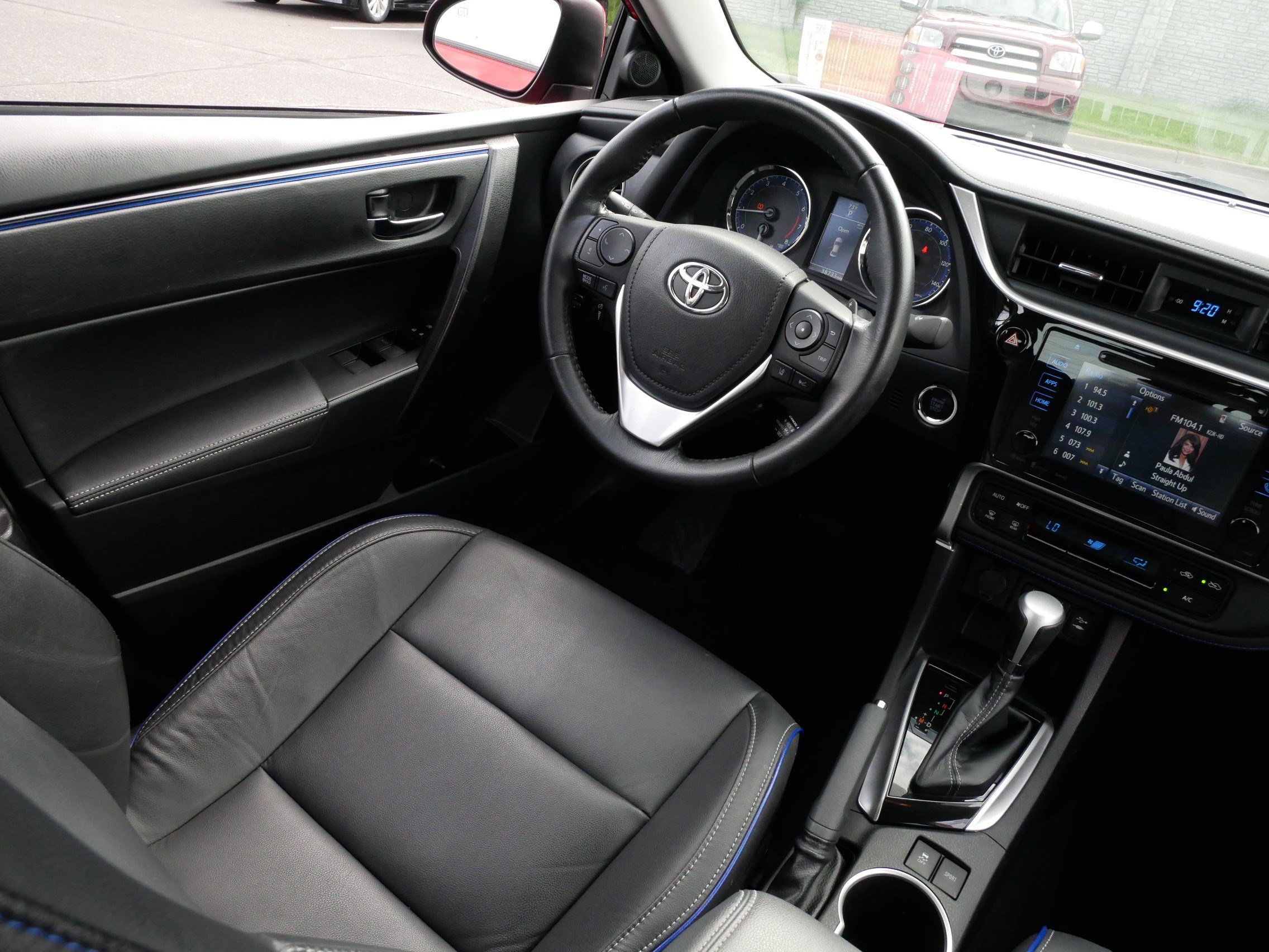 Certified 2019 Toyota Corolla XSE FWD image 9