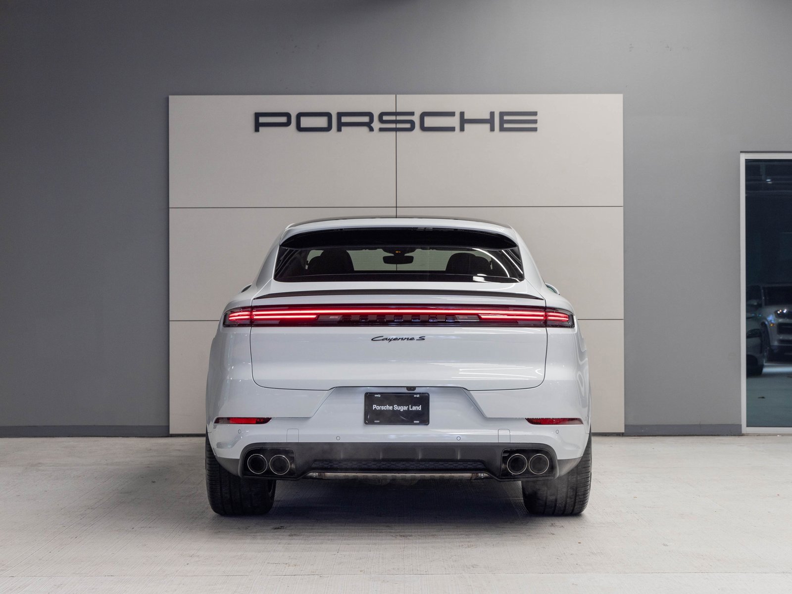 New 2026 Porsche Cayenne S image 6