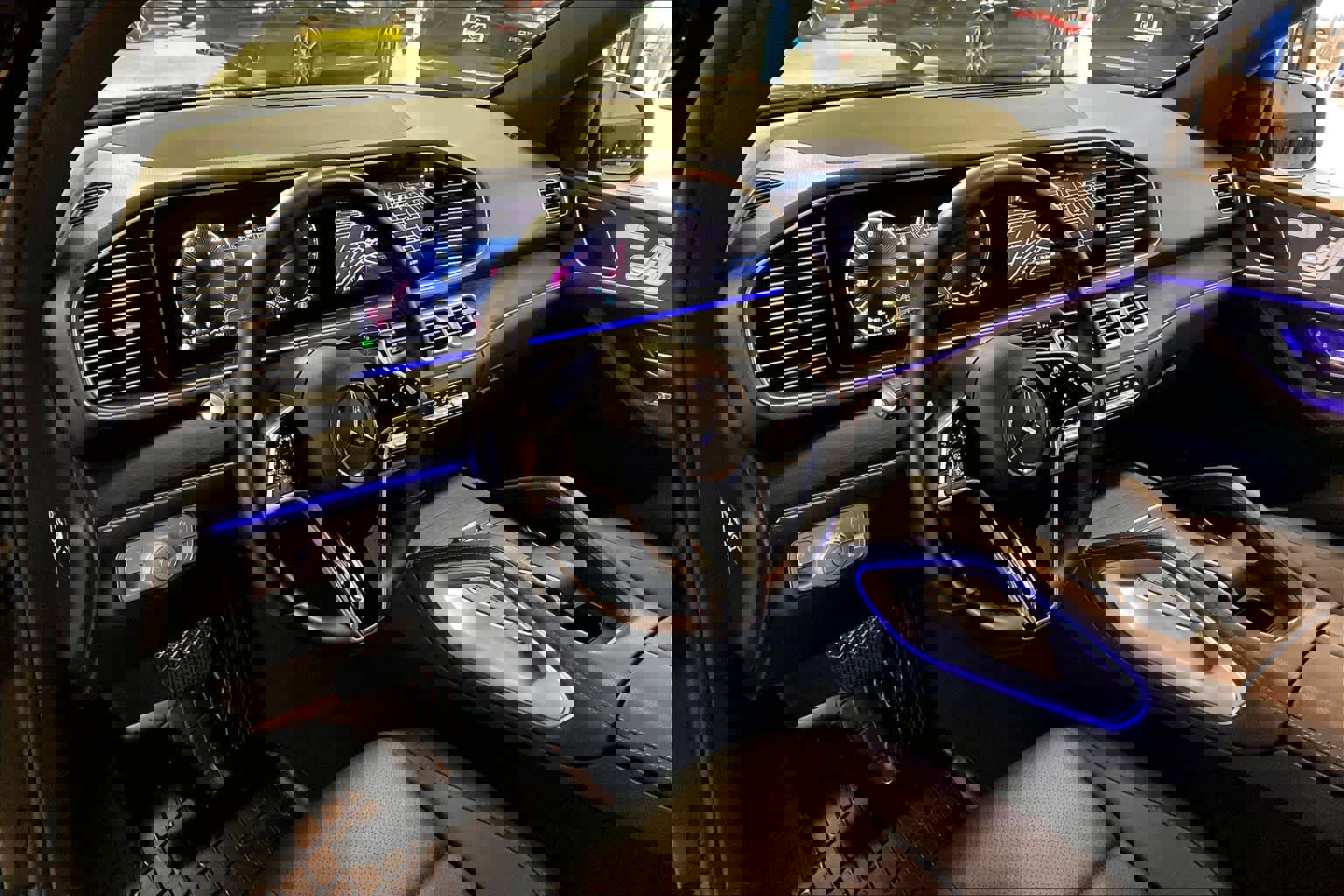 Used 2024 Mercedes-Benz GLE 350 4MATIC image 16