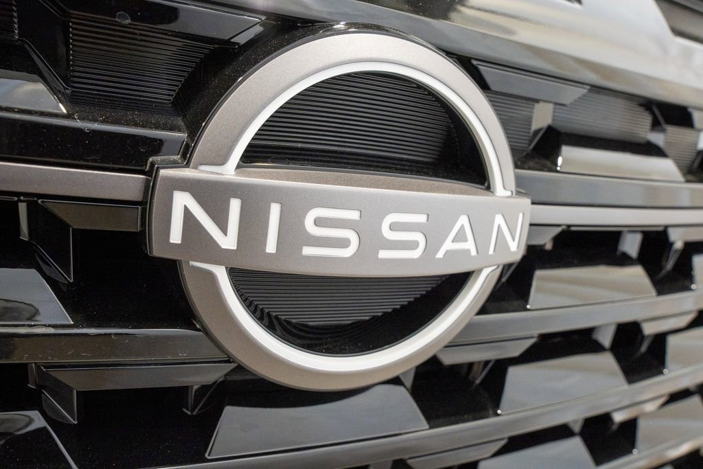 New 2026 Nissan Pathfinder SL w/ SL Premium Package image 3