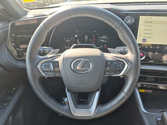 Used 2025 Lexus TX 350 AWD w/ Technology Package image 24